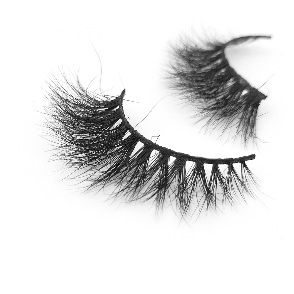 Wholesale Price Real Mink Fur 3D Strip Eyelashes with Customized Box in the UK/US Soft and Dramatic Lashes YY99